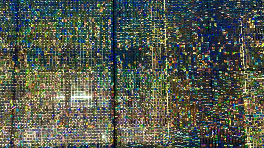 II. 資訊寄生：符號學視角下的AI大語言模型可解釋性研究 Information Parasitism: A Semiotic Analysis of AI Large Language Model Interpretability